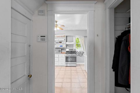 527 Bedford Rd, Schenectady, NY 12308 photo 10