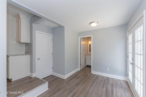 59 Shepard Ave, Schenectady, NY 12304 photo 16
