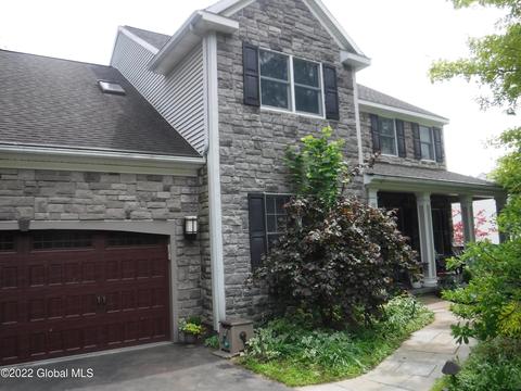 622 Vanderlyn Ln, Slingerlands, NY 12159 photo 3