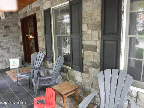 622 Vanderlyn Ln, Slingerlands, NY 12159 photo 4