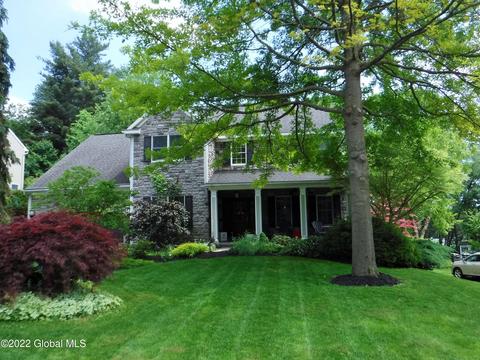 622 Vanderlyn Ln, Slingerlands, NY 12159 photo 2