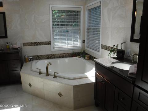 622 Vanderlyn Ln, Slingerlands, NY 12159 photo 27
