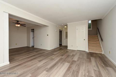 30 E Haystack Rd, Clifton Park, NY 12065 photo 7