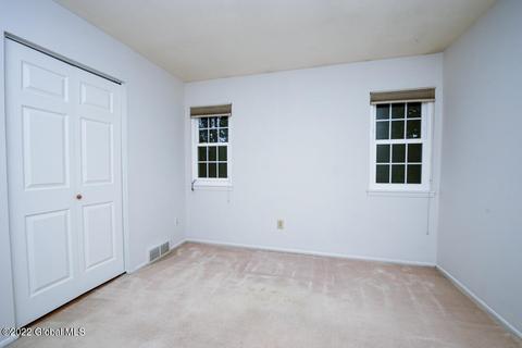 30 E Haystack Rd, Clifton Park, NY 12065 photo 15