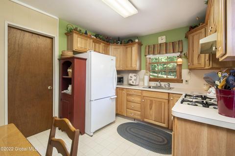 10 Fuller Dr, Corinth, NY 12822 photo 13