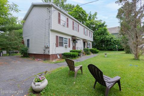 323 Germania Ave, Schenectady, NY 12307 photo 2