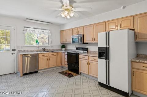 36 Olympian Dr, Slingerlands, NY 12159 photo 8