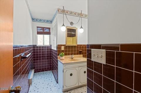 36 Olympian Dr, Slingerlands, NY 12159 photo 11