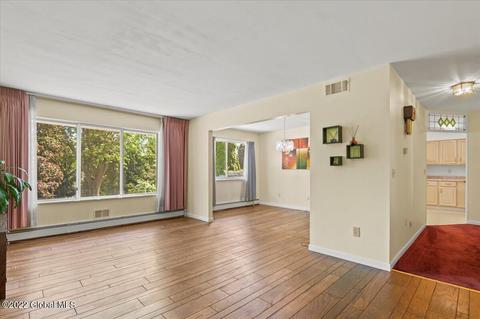 36 Olympian Dr, Slingerlands, NY 12159 photo 6