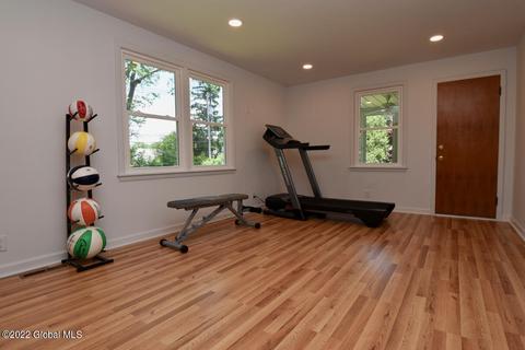 1331 Sumner Ave, Schenectady, NY 12309 photo 16