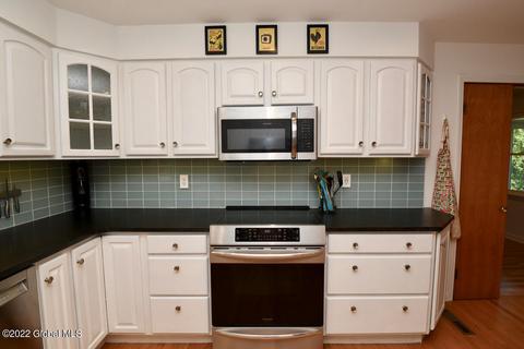 1331 Sumner Ave, Schenectady, NY 12309 photo 12