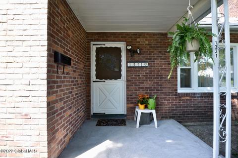 1331 Sumner Ave, Schenectady, NY 12309 photo 4