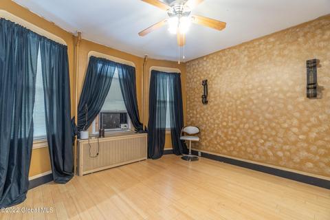 22 Eagle St, Schenectady, NY 12307 photo 18
