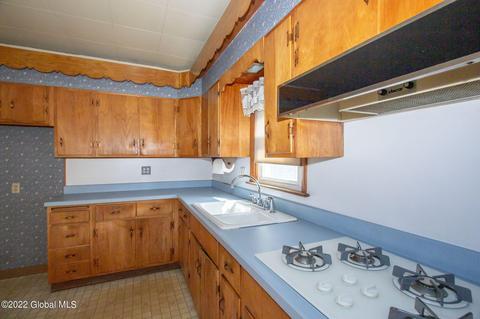 1348 Dewitt St, Schenectady, NY 12303 photo 21