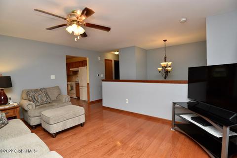 449 Chadwick Rd, Schenectady, NY 12304 photo 10