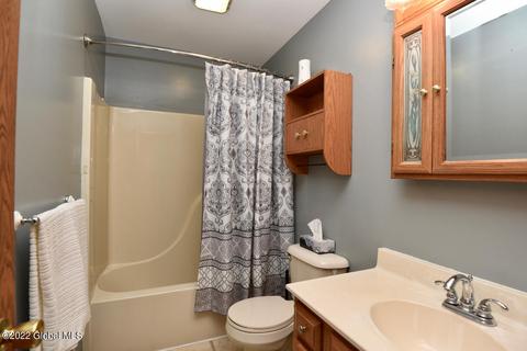 449 Chadwick Rd, Schenectady, NY 12304 photo 19