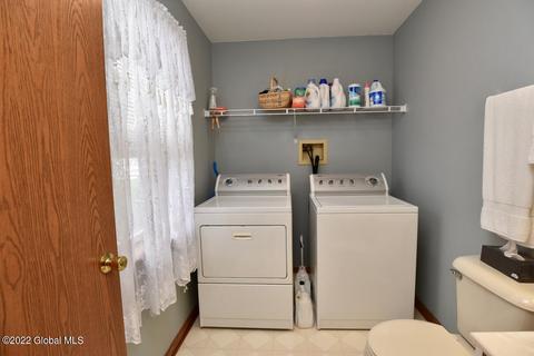 449 Chadwick Rd, Schenectady, NY 12304 photo 31