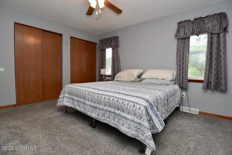 449 Chadwick Rd, Schenectady, NY 12304 photo 4