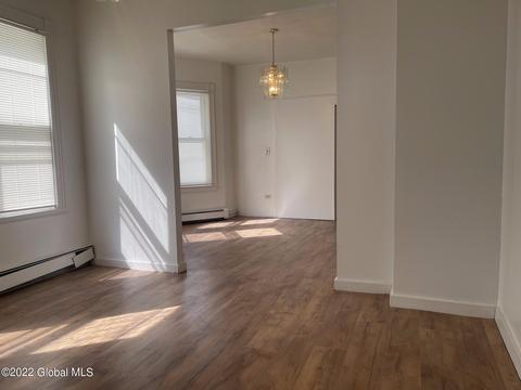 413 Victory Ave, Schenectady, NY 12307 photo 17