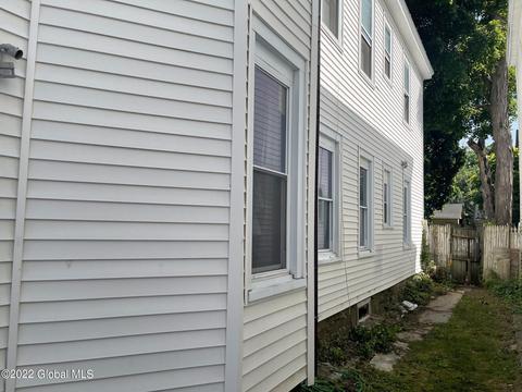 413 Victory Ave, Schenectady, NY 12307 photo 2