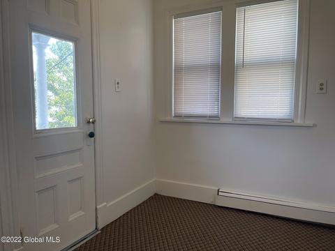 413 Victory Ave, Schenectady, NY 12307 photo 15