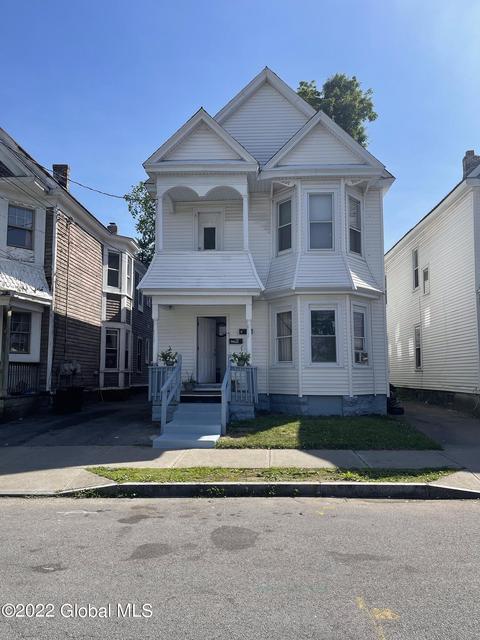 413 Victory Ave, Schenectady, NY 12307 photo 1
