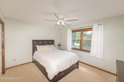 75 Henderson Rd, Glenmont, NY 12077 photo 33