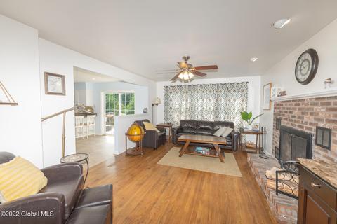 75 Henderson Rd, Glenmont, NY 12077 photo 15