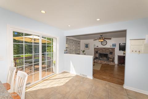 75 Henderson Rd, Glenmont, NY 12077 photo 11