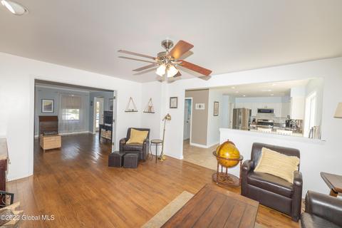 75 Henderson Rd, Glenmont, NY 12077 photo 20