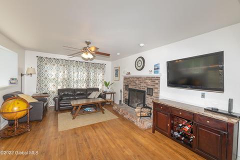 75 Henderson Rd, Glenmont, NY 12077 photo 14