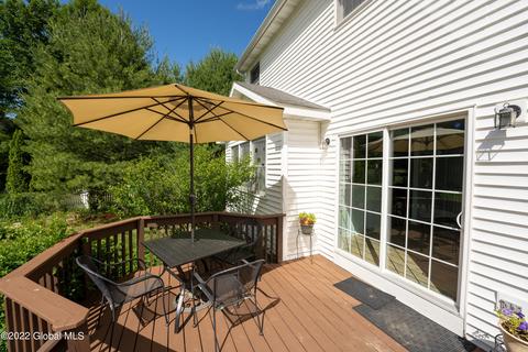 75 Henderson Rd, Glenmont, NY 12077 photo 52