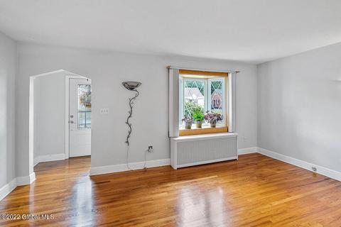 1221 Trinity Ave, Schenectady, NY 12306 photo 5