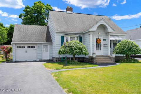1221 Trinity Ave, Schenectady, NY 12306 photo 2