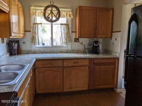 1101 Alheim Dr, Schenectady, NY 12303 photo 10