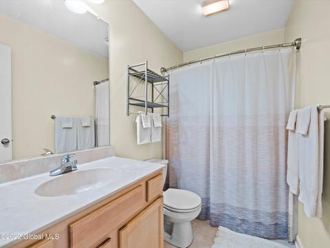 475 Chadwick Rd, Schenectady, NY 12304 photo 21