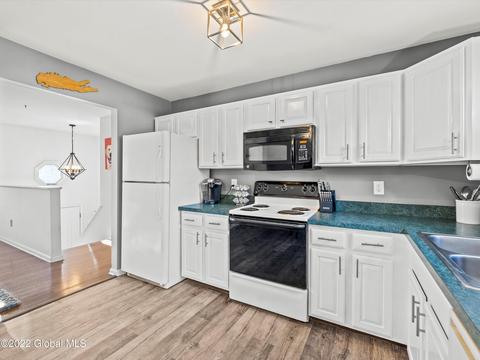 475 Chadwick Rd, Schenectady, NY 12304 photo 15