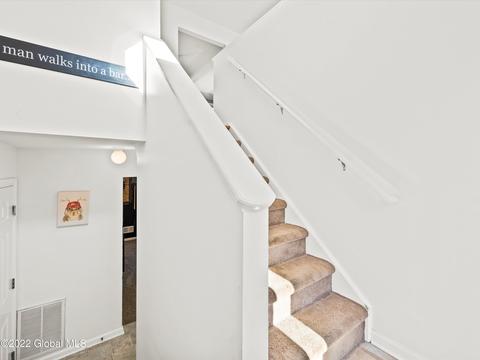 475 Chadwick Rd, Schenectady, NY 12304 photo 7