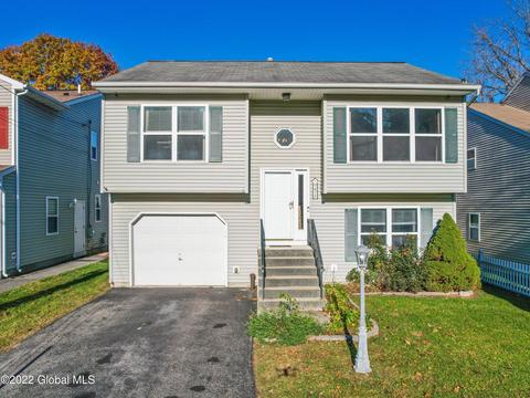 475 Chadwick Rd, Schenectady, NY 12304 photo 1