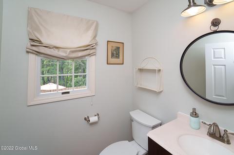 17 Iroquois Trl, Slingerlands, NY 12159 photo 39