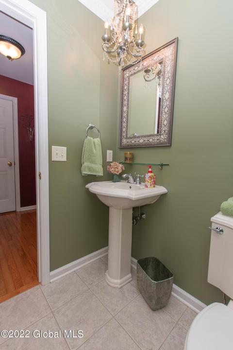 92 Cindy Crest Dr, Schenectady, NY 12306 photo 17