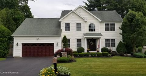 92 Cindy Crest Dr, Schenectady, NY 12306 photo 1