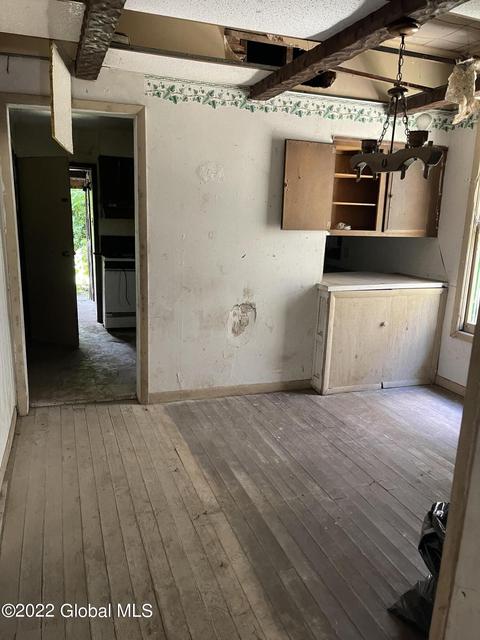 746 Eastern Ave, Schenectady, NY 12308 photo 5