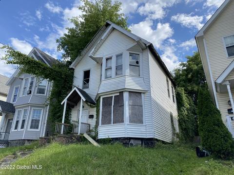 746 Eastern Ave, Schenectady, NY 12308 photo 2