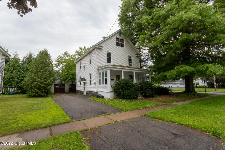  100 Prindle Ave, Johnstown, NY 12095 photo 2