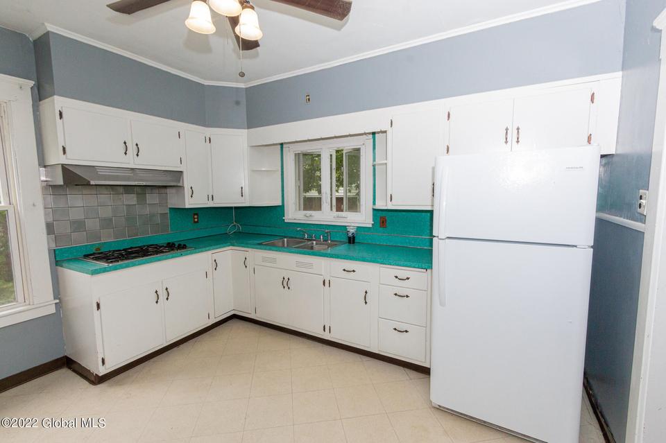  100 Prindle Ave, Johnstown, NY 12095 photo 9