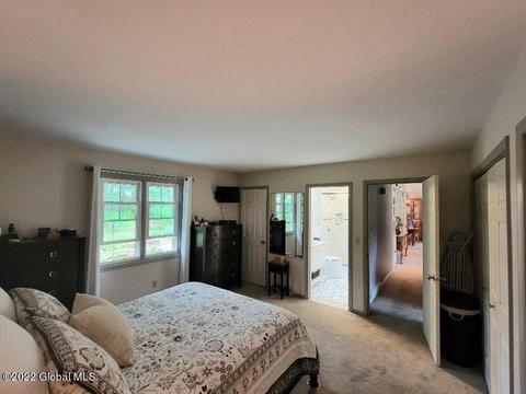 45 Cardinal Ct, Saratoga Springs, NY 12866 photo 19