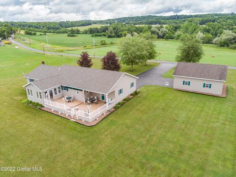 155 Buhrmaster Rd, Amsterdam, NY 12010 photo 3