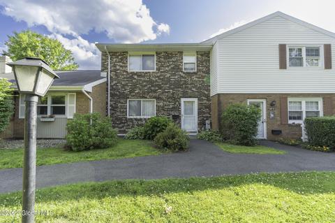 147 Hague Blvd #B, Glenmont, NY 12077 photo 2
