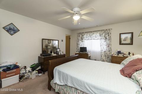 147 Hague Blvd #B, Glenmont, NY 12077 photo 37